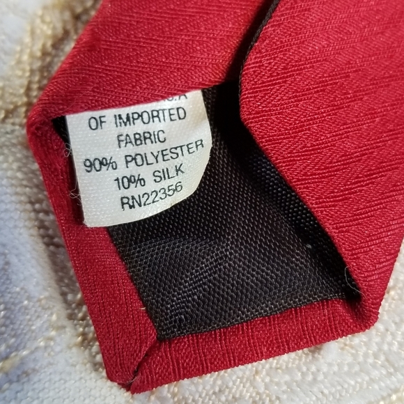 🌹3/$15🌹 Vintage 80s Silk Blend Red Tie - Picture 4 of 5